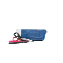 Trousse triangulaire en bâche upcyclée